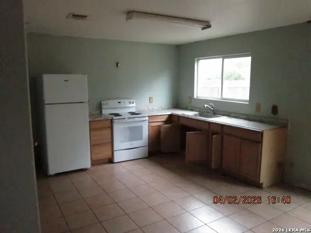 8319 Sweet Maiden St, San Antonio, TX 78242 - #2