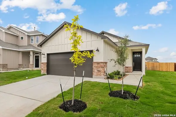 13227 Chanute Field Dr, San Antonio, TX 78253