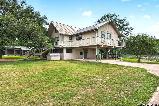 199 Lakeshore Dr S, Bandera, TX 78003 - #2