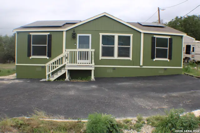 1824 Live Oak Dr, Canyon Lake, TX 78133 - #2