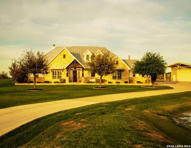 1980 County Road 361, La Vernia, TX 78121 - #2