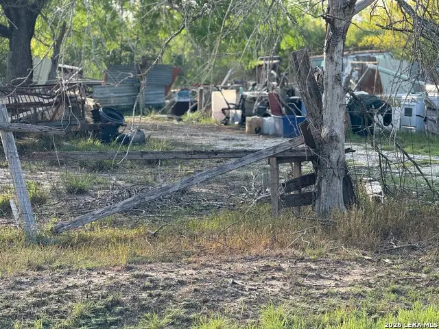 168 Daniel Rd, San Antonio, TX 78220 - #1