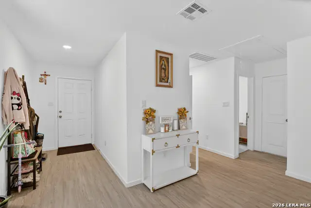 304 Alligator Crk, Seguin, TX 78155 - #2