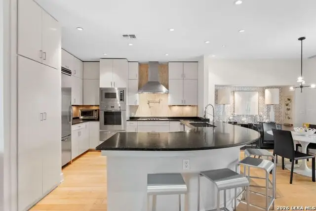 215 Annie#b #B, San Antonio, TX 78212 - #3