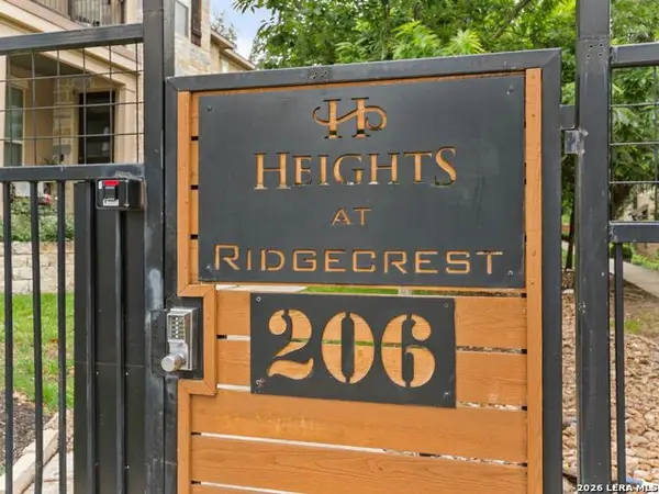 206 Ridgecrest Drive #16, San Antonio, TX 78209