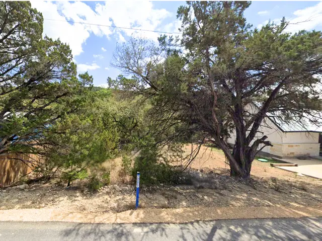 650 Rockwood Dr, Canyon Lake, TX 78133 - #1