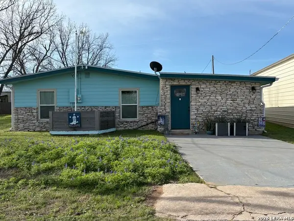218 Post Oak, Tow, TX 78672