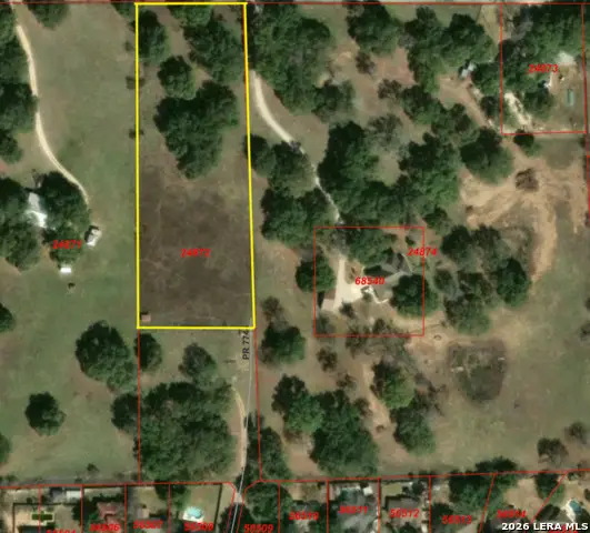 175 Private Road 7744, Devine, TX 78016 - #1