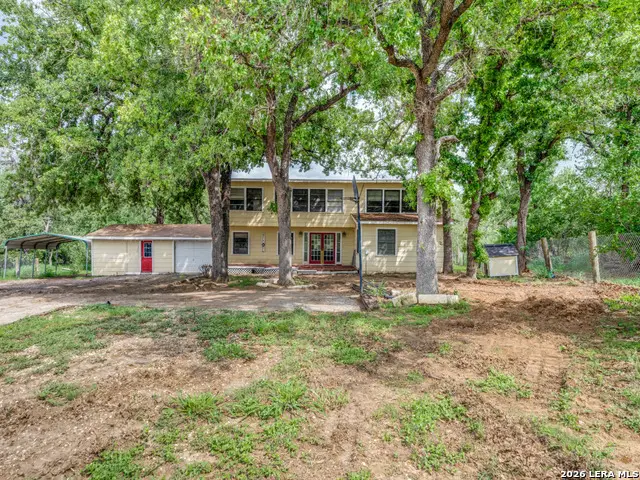 120 Center Creek Drive, Floresville, TX 78114 - #2