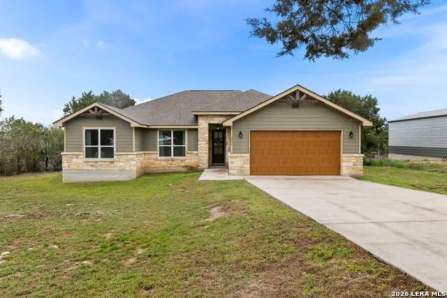 4040 Summit Dr, New Braunfels, TX 78132 - #2