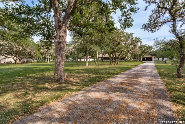 8910 Forest Trl, San Antonio, TX 78255 - #2