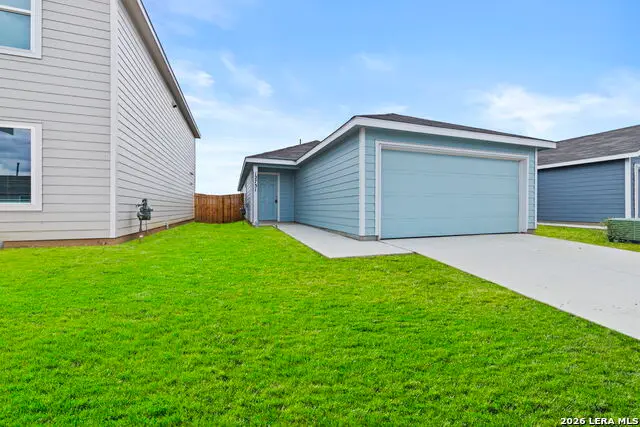 12731 Kathleen St, Saint Hedwig, TX 78152 - #1