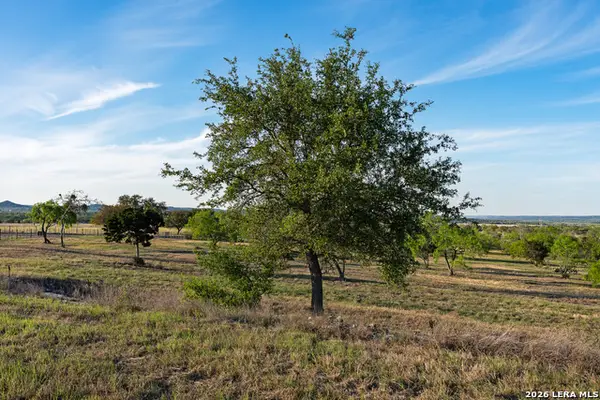 0020 Clearwater, Comfort, TX 78013