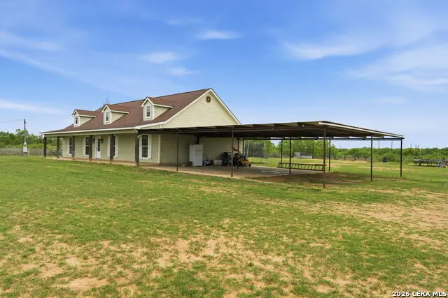 1021 Wells, Pearsall, TX 78061 - #3