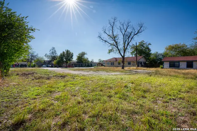 1017 Fresno, San Antonio, TX 78201 - #3