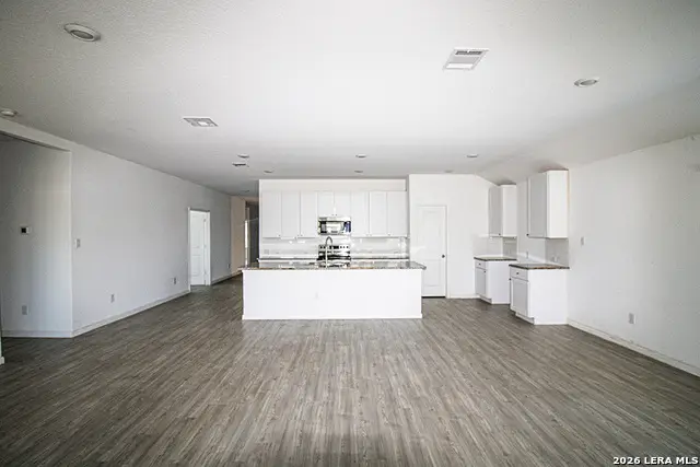 2700 San Martin Ln, Seguin, TX 78155 - #2