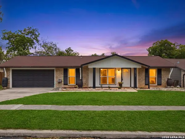 8010 Shadow Forest, San Antonio, TX 78239