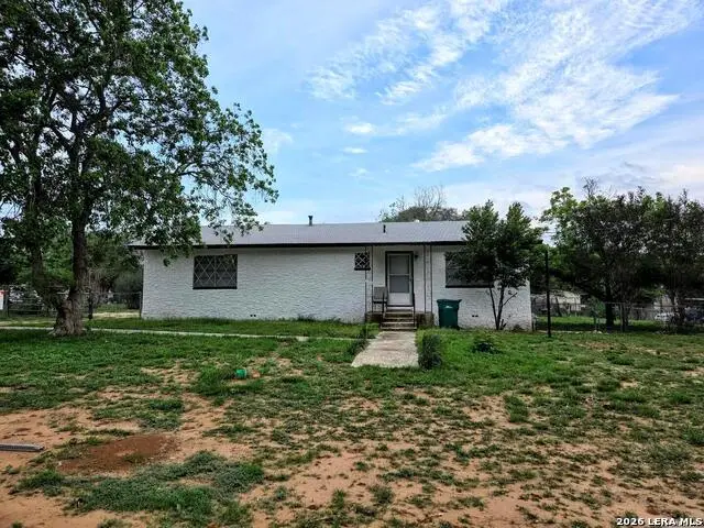 15000 Lytle Somerset Rd, Lytle, TX 78052 - #1