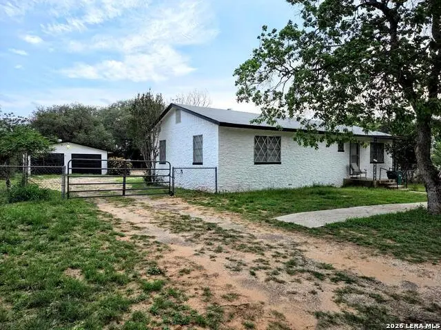 15000 Lytle Somerset Rd, Lytle, TX 78052 - #2