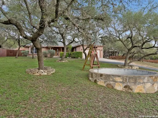 1090 Grand Pass, Canyon Lake, TX 78133