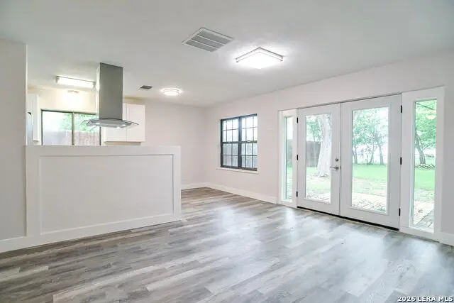 1225 W Coll, New Braunfels, TX 78130 - #3