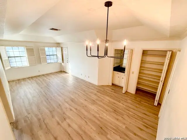 8415 Fredericksburg Rd #1004, San Antonio, TX 78229 - #1