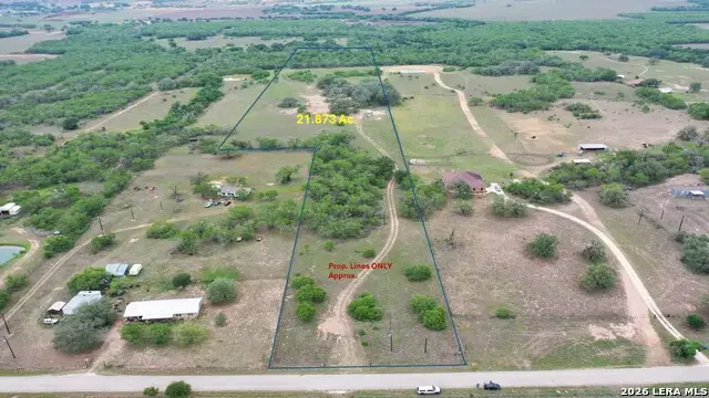 8933 County Road 401, Floresville, TX 78114 - #1