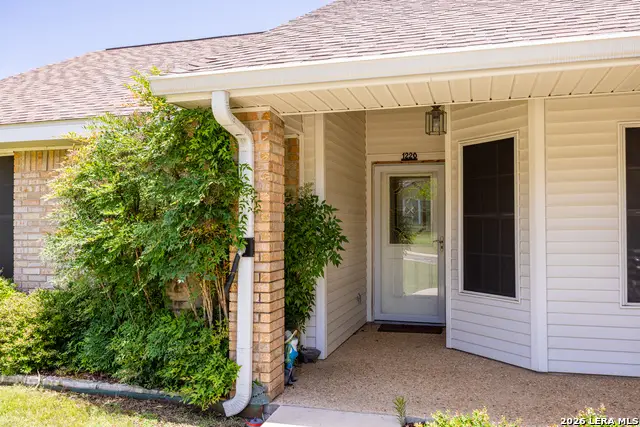 1220 Victory, Kerrville, TX 78028 - #2