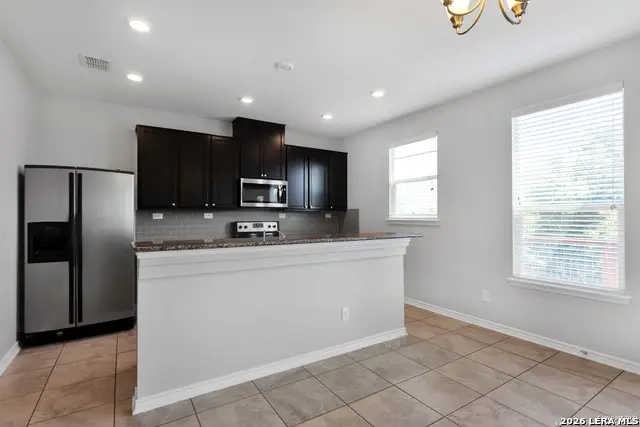 1302 Hummingbird, San Antonio, TX 78245 - #3