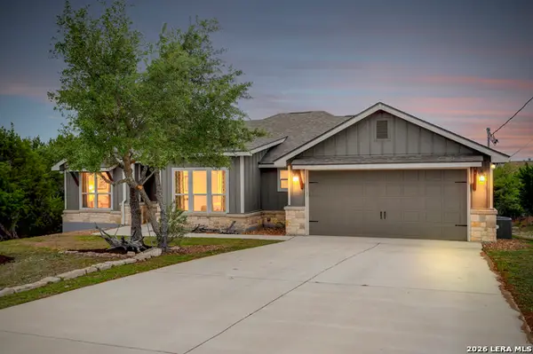 1375 Parton Rd, Canyon Lake, TX 78133