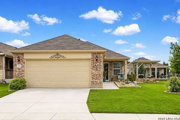 3302 Red Falls Rd, San Antonio, TX 78253