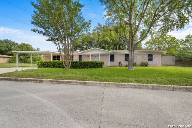618 Fair Ln, New Braunfels, TX 78130 - #1