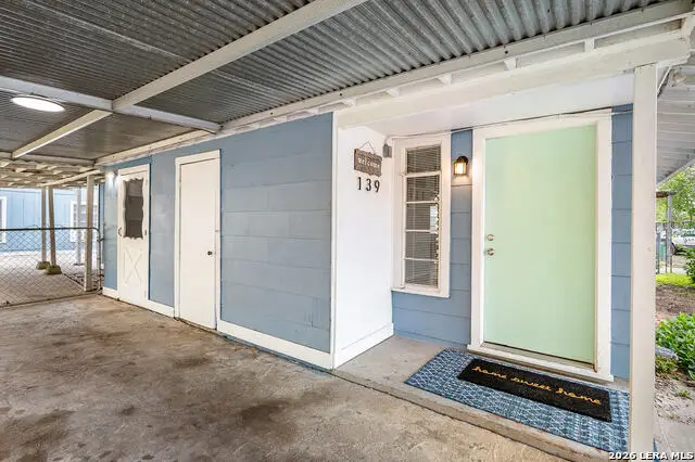 139 W Academy St, San Antonio, TX 78226 - #3