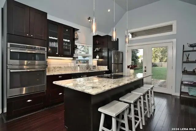 521 Dawson St, San Antonio, TX 78202 - #1
