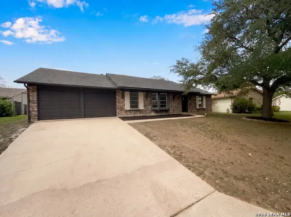 225 La Jolla, Live Oak, TX 78233