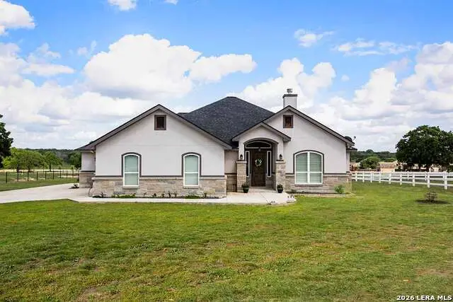 104 N Tranquility, La Vernia, TX 78121 - #1
