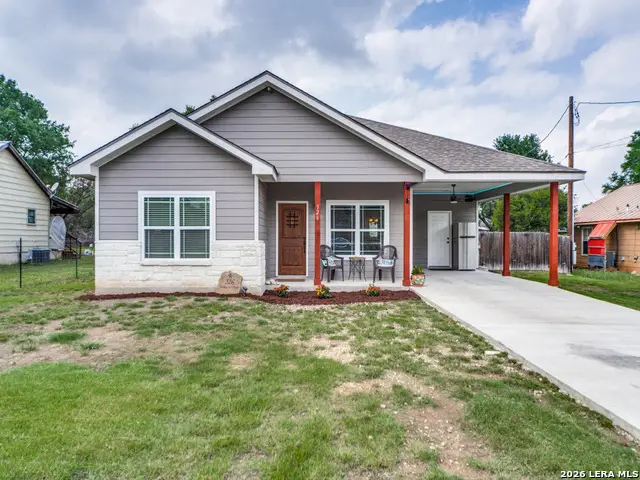 326 Valley Star Dr, Canyon Lake, TX 78133 - #2