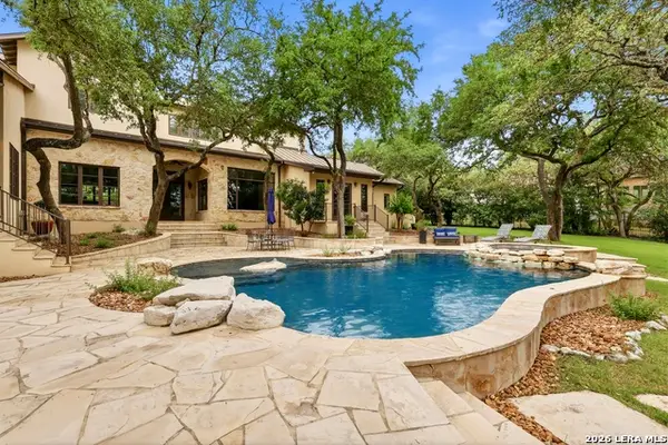82 Champion Clf, San Antonio, TX 78258