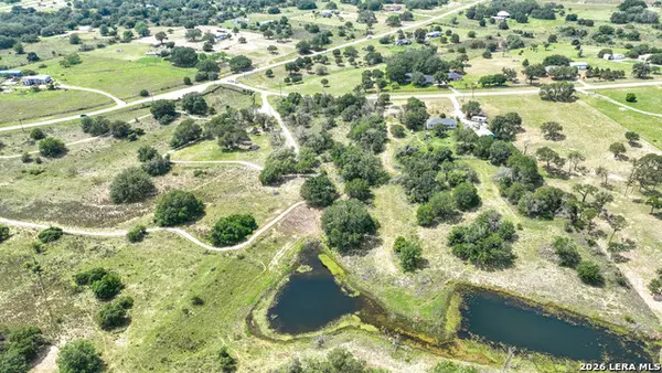 108 Misty Bend, Floresville, TX 78114