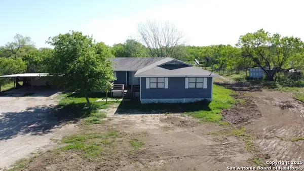 18234 Benton City Rd, Von Ormy, TX 78073
