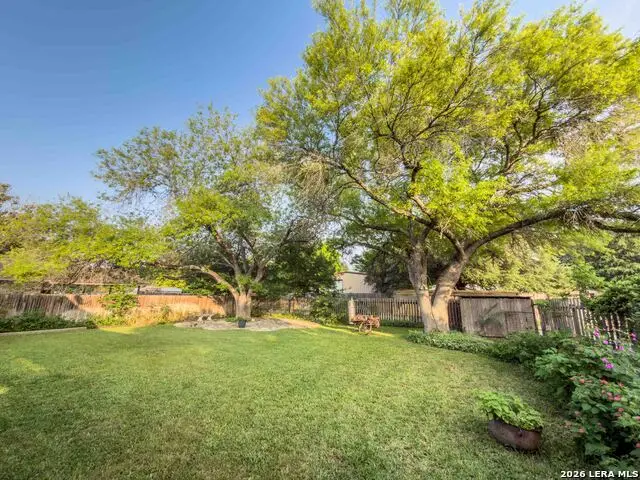 703 N Ashby Dr, Uvalde, TX 78801 - #3