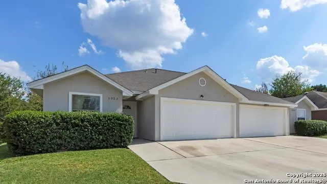 3021/3023 Douglas Fir, New Braunfels, TX 78130 - #3