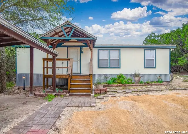 565 Qappuella Dr, Canyon Lake, TX 78133 - #1