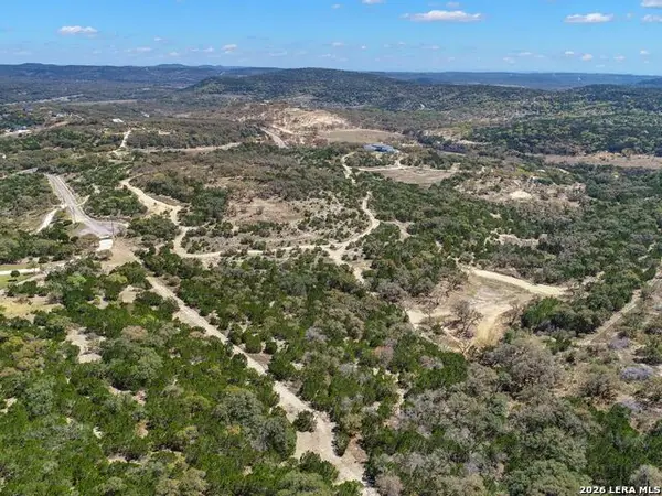 189 Table Rock, Helotes, TX 78023