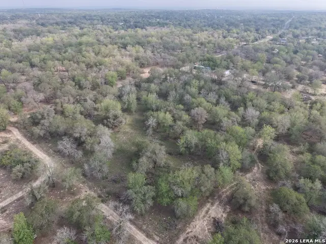 23330 Hickory Shadow #2, Elmendorf, TX 78112 - #1