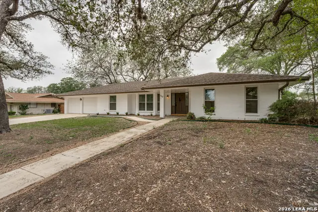 517 Balfour Dr, Windcrest, TX 78239 - #1