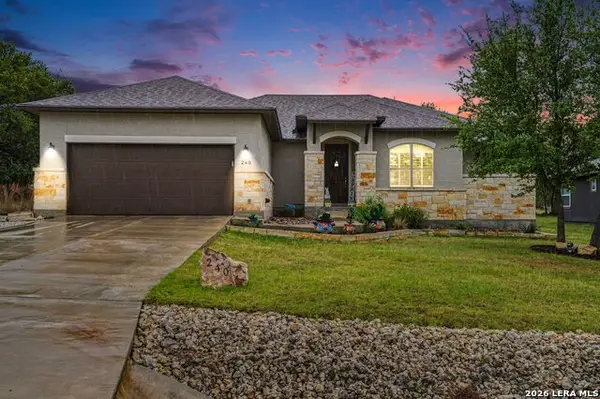 240 Roy Nichols Dr, Blanco, TX 78606