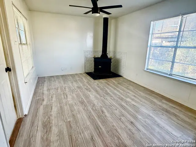 219 Bushick Dr, San Antonio, TX 78223 - #2