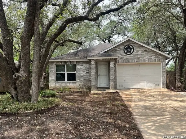 16131 Ike Ln, Selma, TX 78154