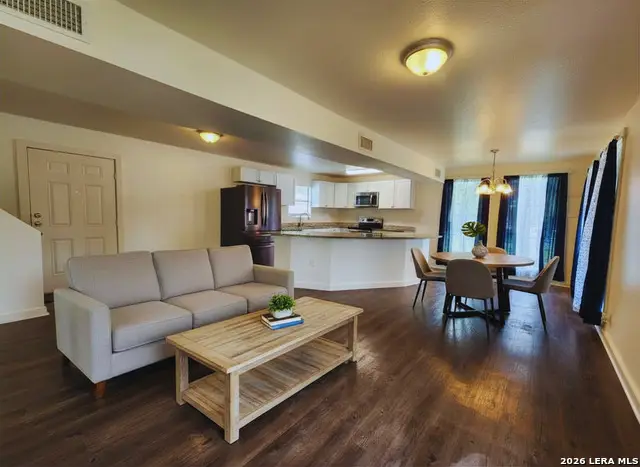 207 Oaklane St, Canyon Lake, TX 78133 - #3